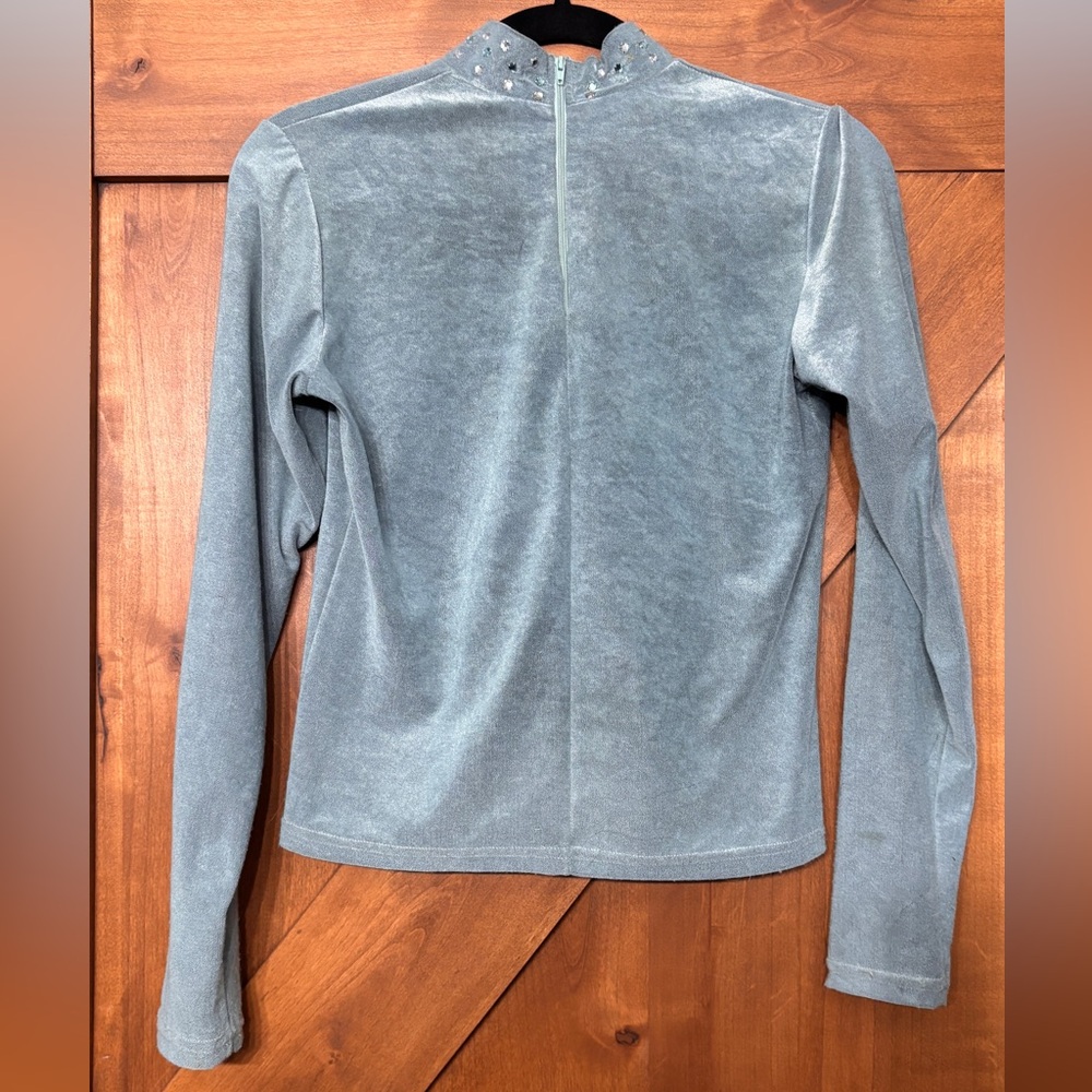 Chic Silver Long Sleeve Women's Top